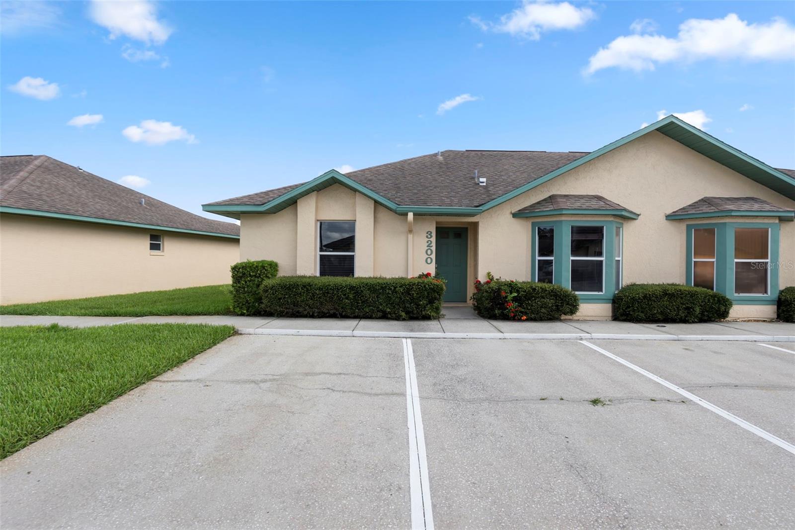 CANOE CREEK VILLAS - Residential