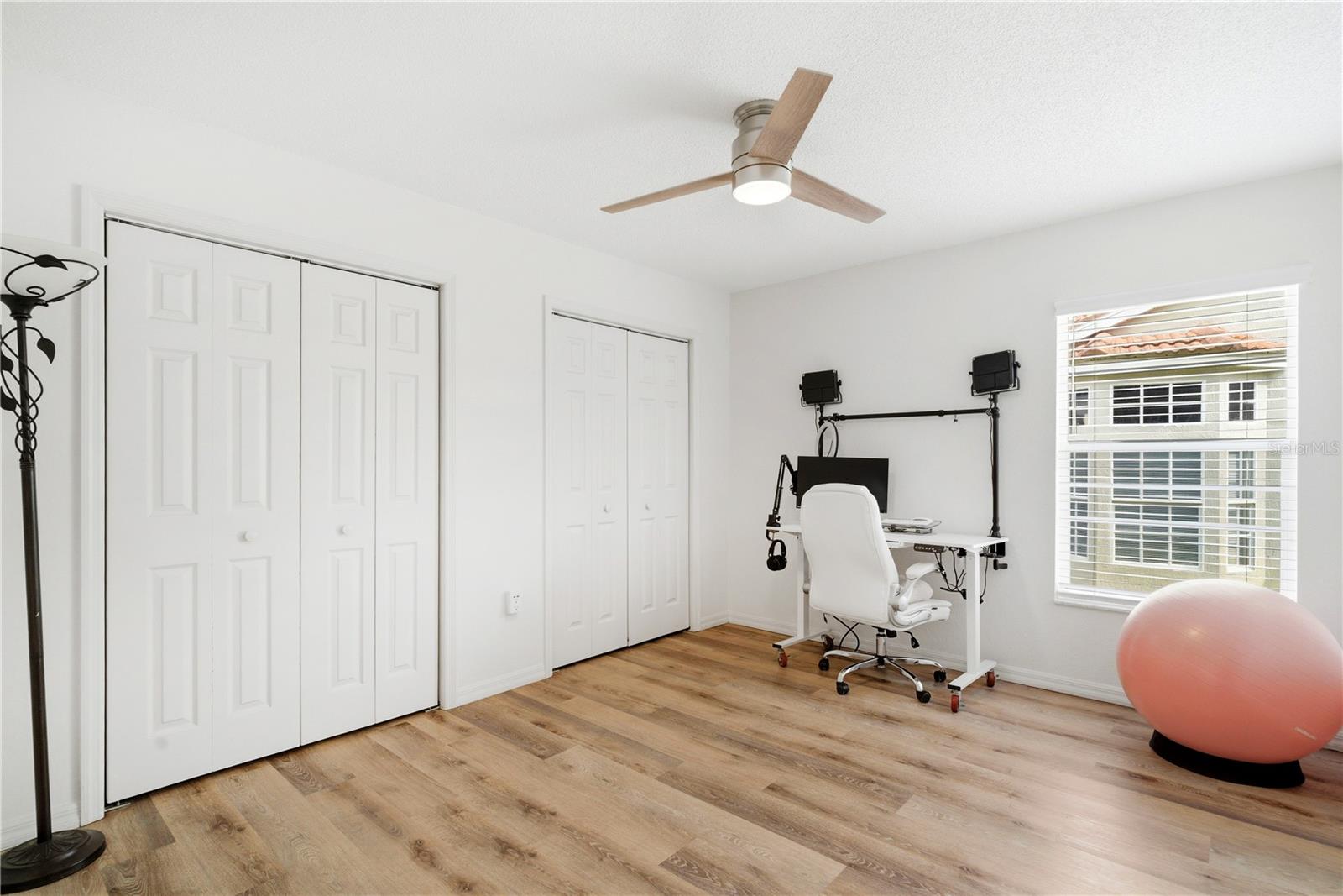 GLEN HILLS VILLAGE - Residential