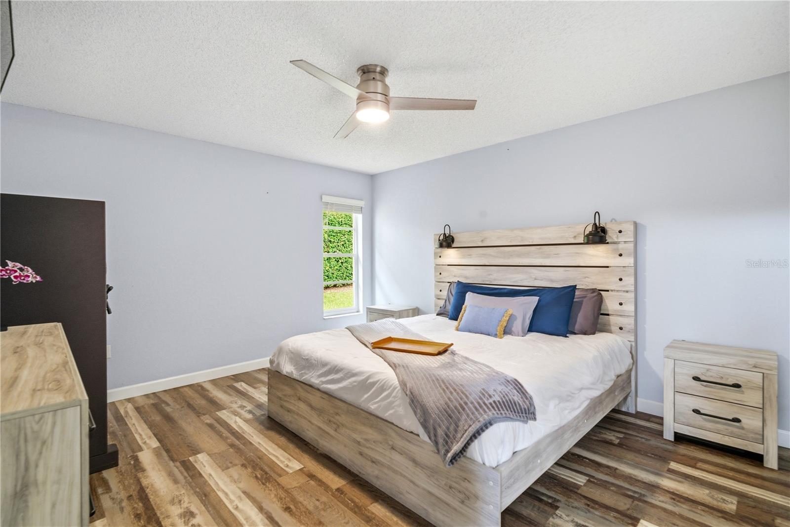 GLEN HILLS VILLAGE - Residential