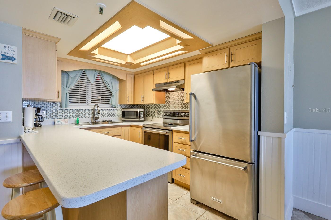 Oceania Plaza Condo - Residential