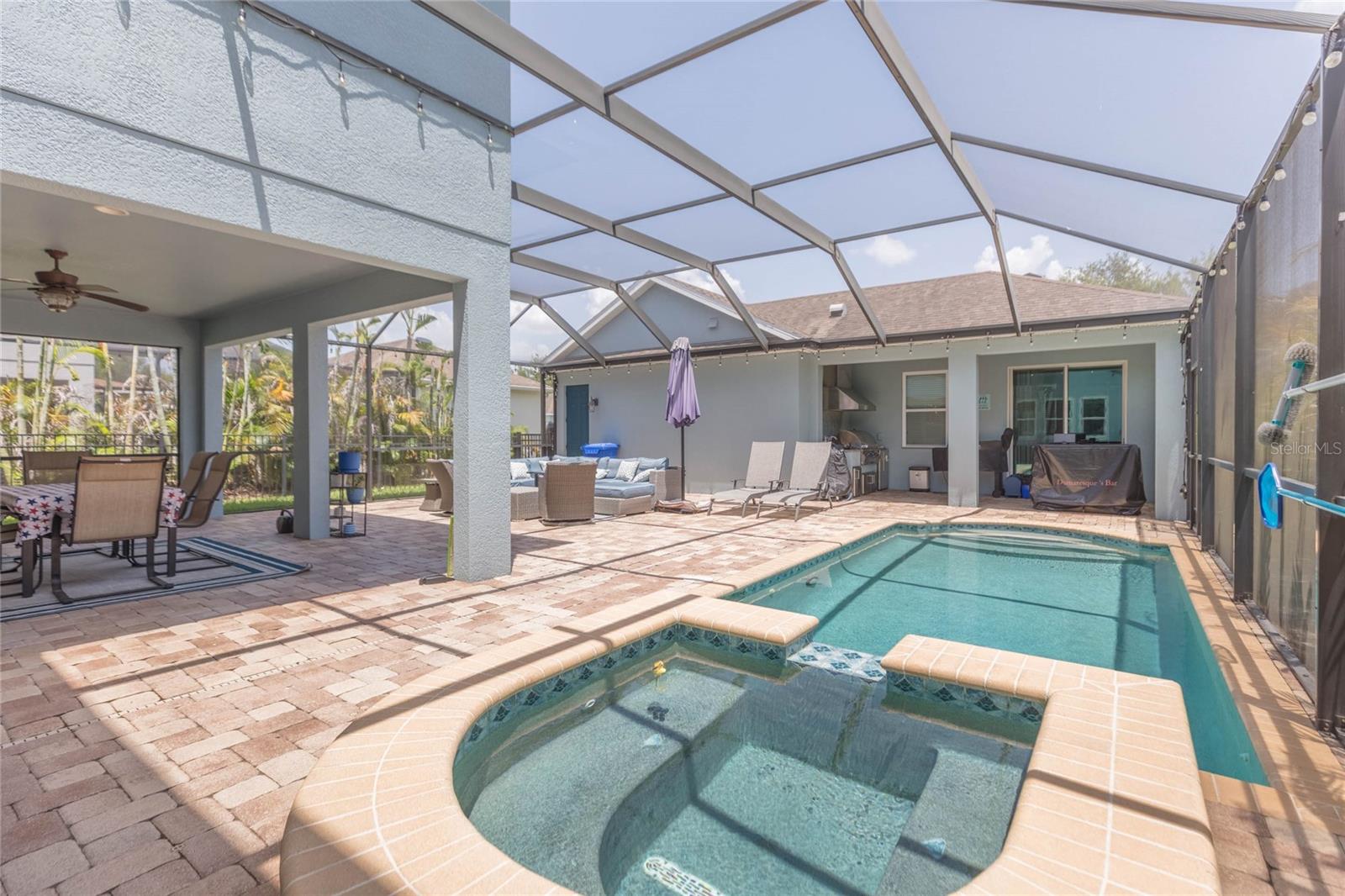 GRAND HAMPTON PH 5 - Residential