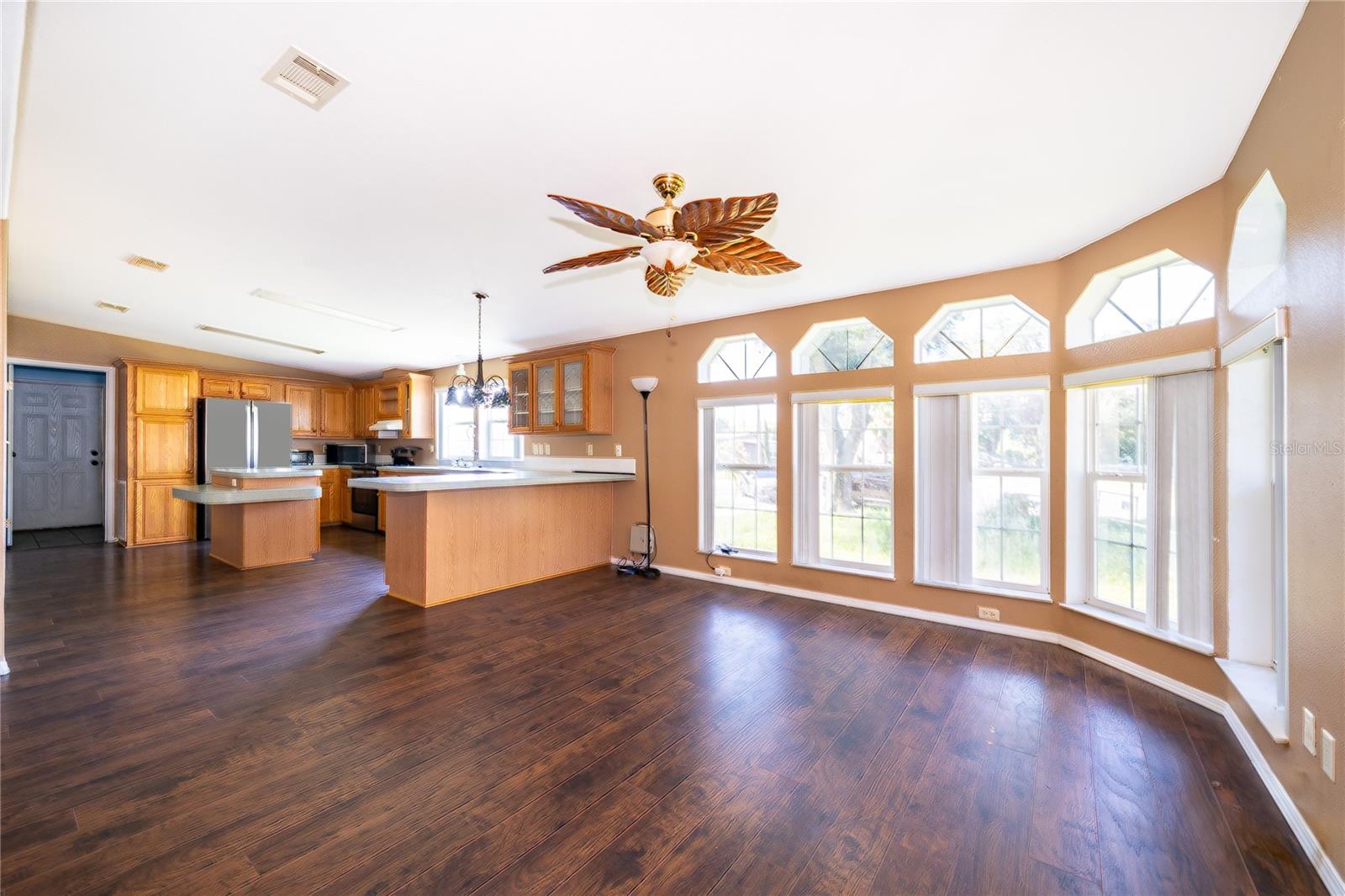 SHERWOOD FOREST - Residential