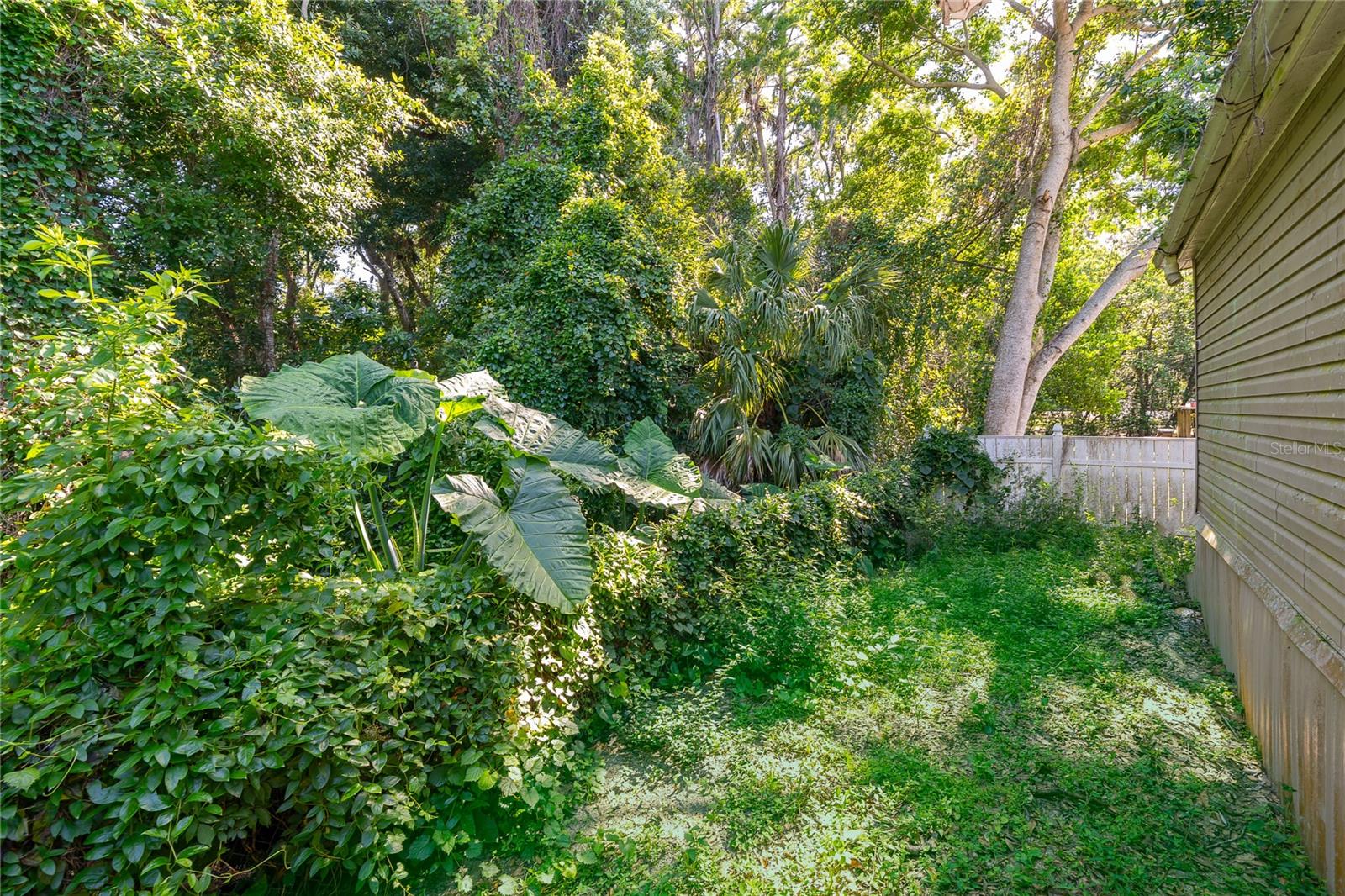 SHERWOOD FOREST - Residential