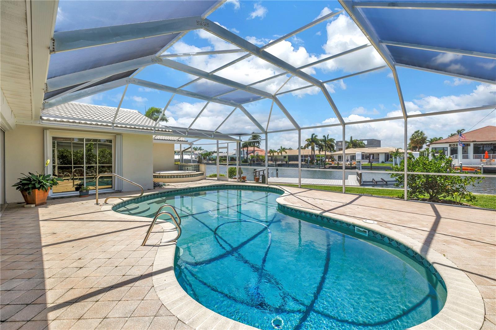 VENETIAN ISLES - Residential