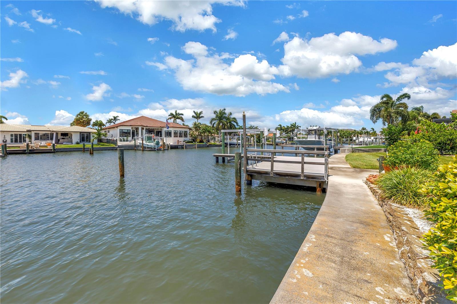VENETIAN ISLES - Residential