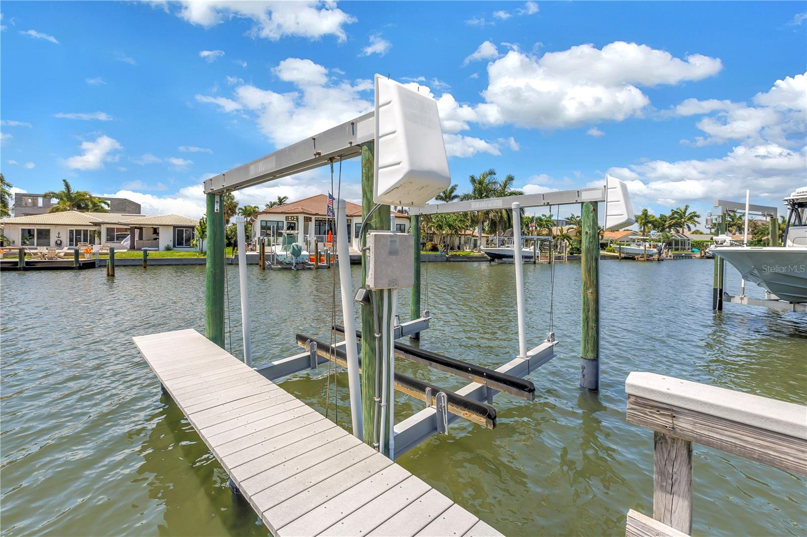 VENETIAN ISLES - Residential