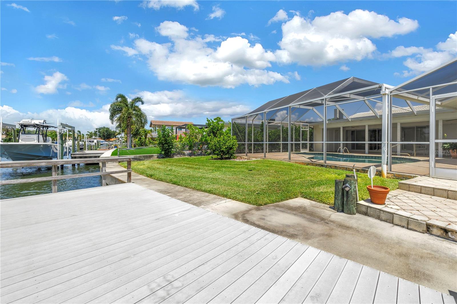 VENETIAN ISLES - Residential