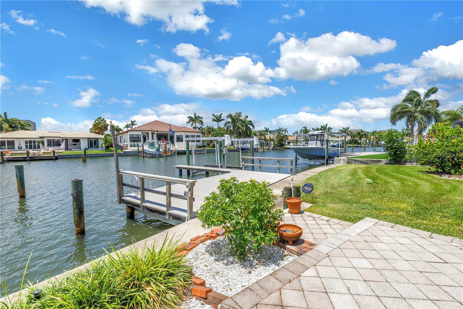 VENETIAN ISLES - Residential