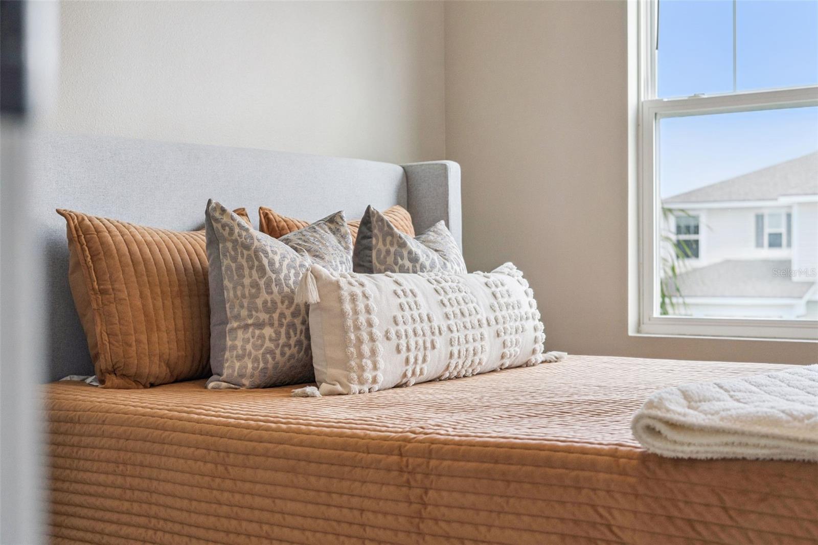 WATERBROOKE - Residential
