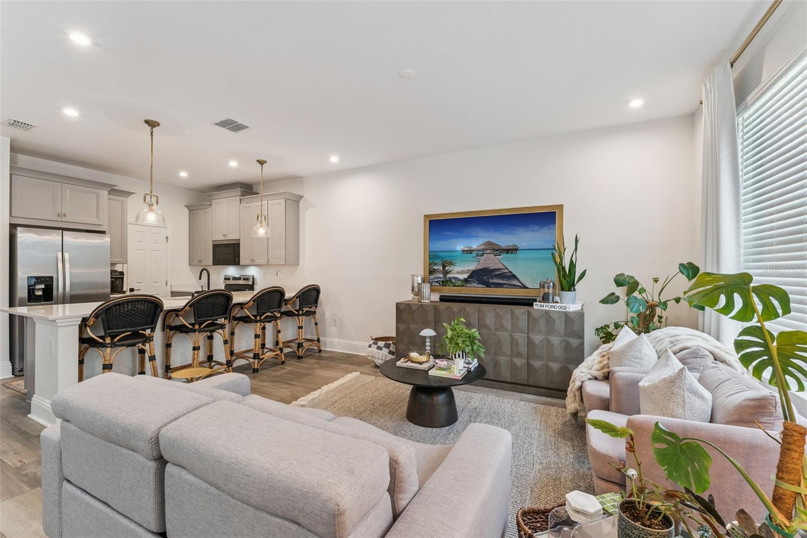 WATERBROOKE - Residential
