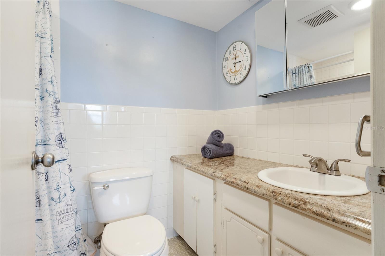 BOCA CIEGA POINT EAST - Residential