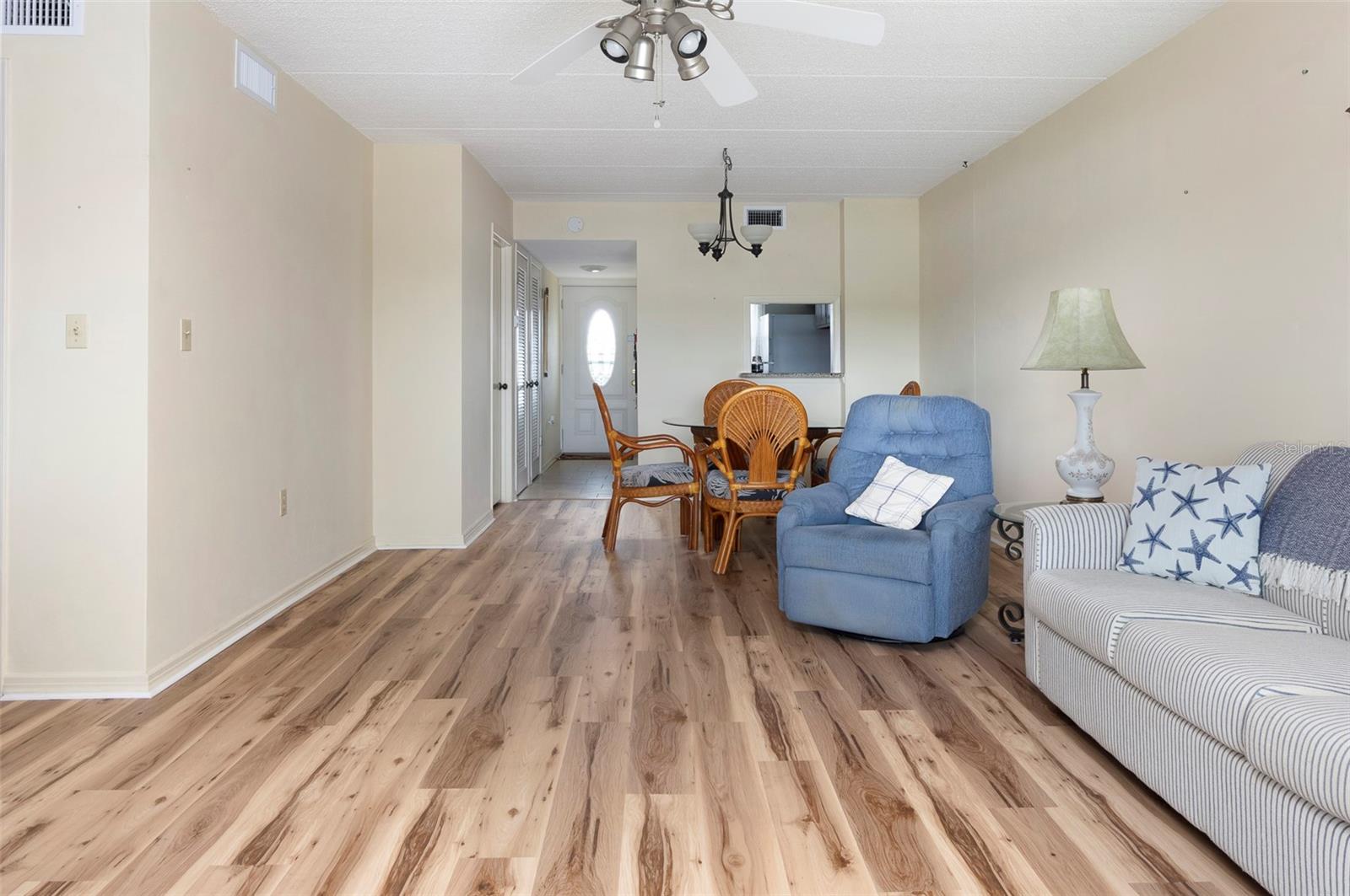BOCA CIEGA POINT EAST - Residential