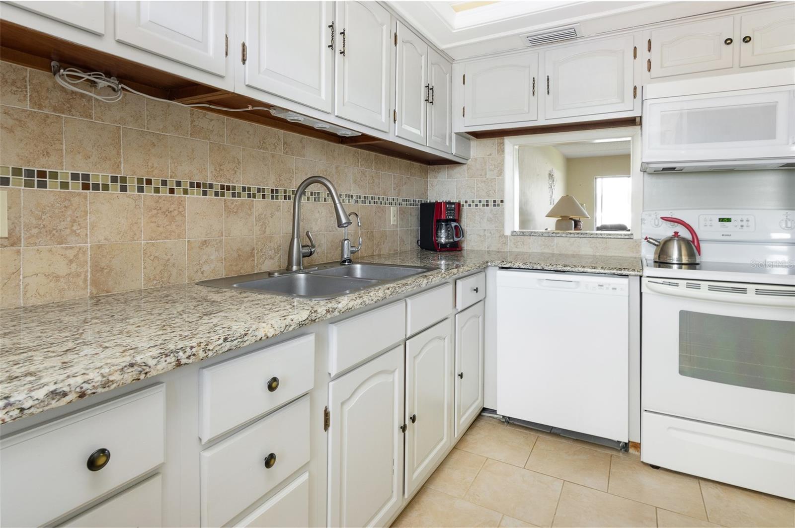 BOCA CIEGA POINT EAST - Residential