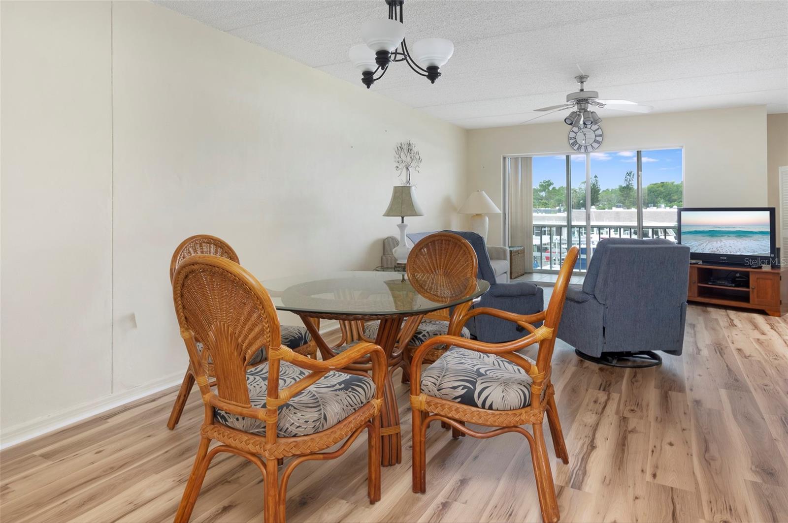 BOCA CIEGA POINT EAST - Residential