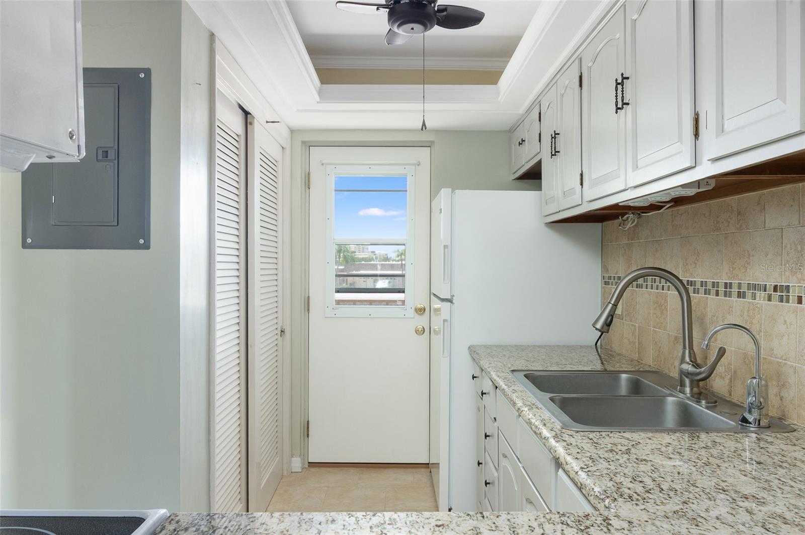 BOCA CIEGA POINT EAST - Residential