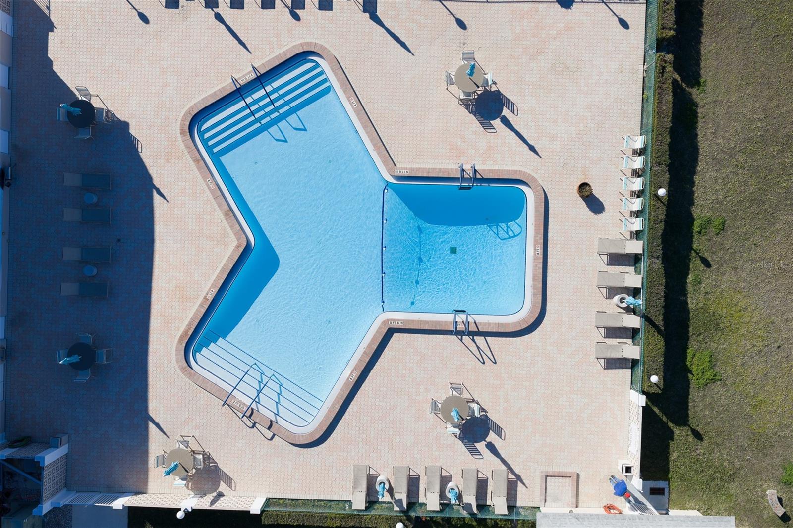 BOCA CIEGA POINT EAST - Residential