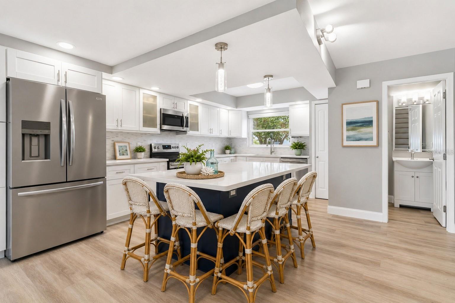 CAPRI LAGOONS CONDO - Residential