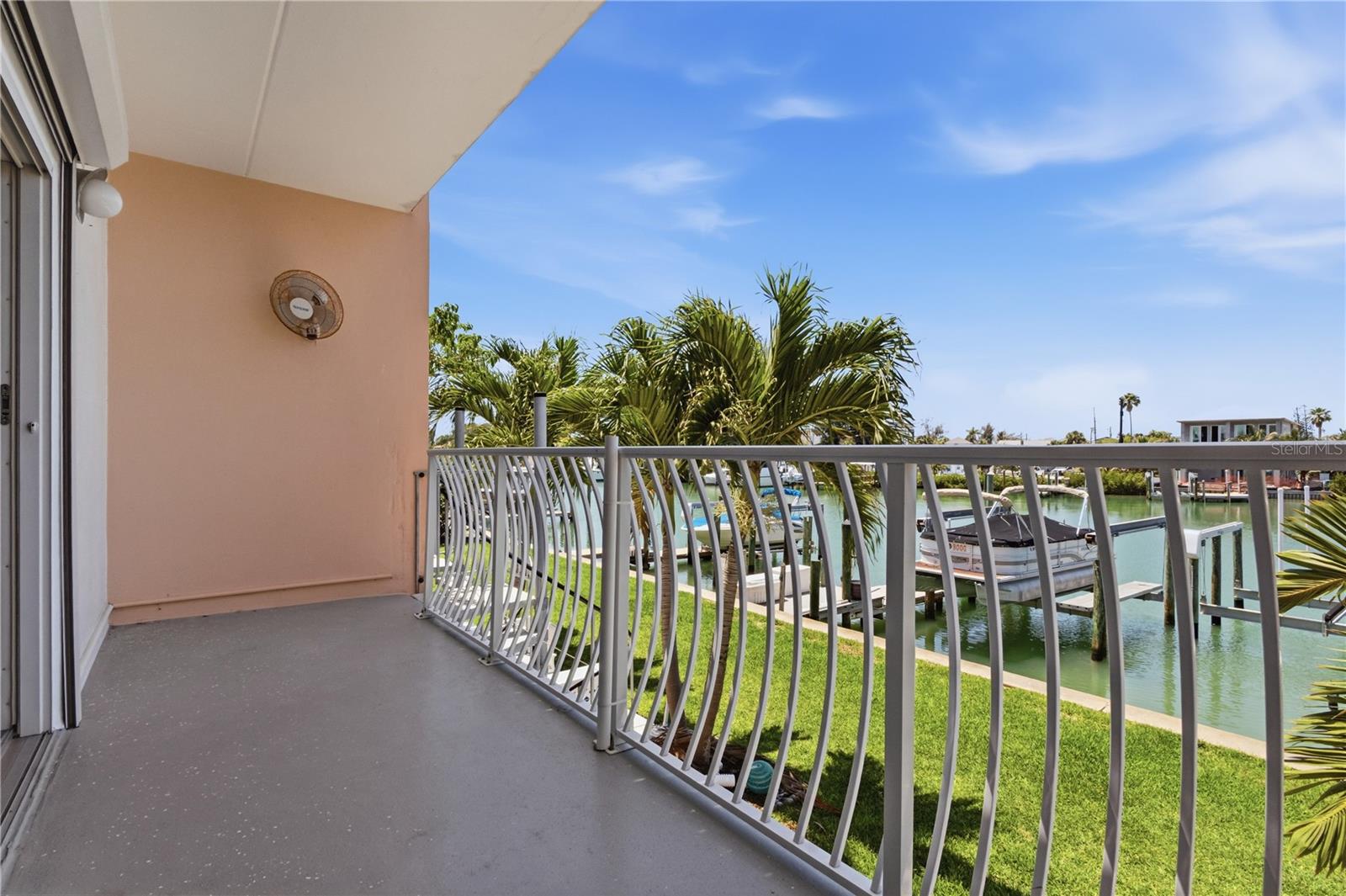 CAPRI LAGOONS CONDO - Residential