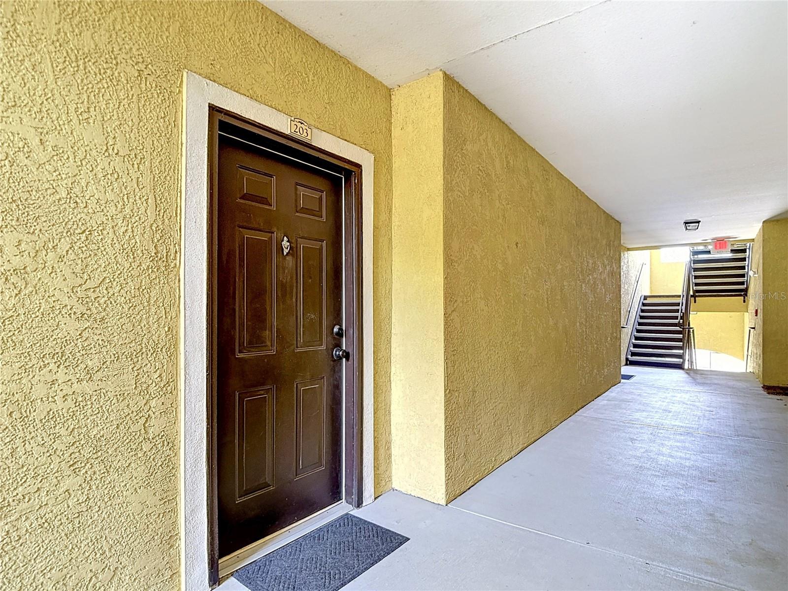 COURTNEY PALMS CONDO - Residential Lease