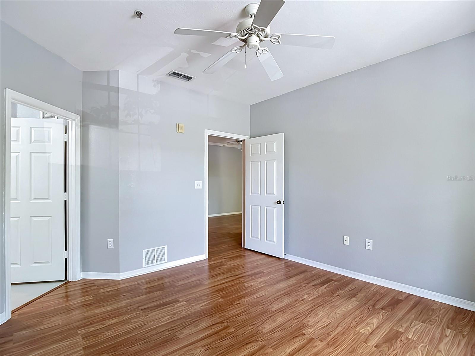 COURTNEY PALMS CONDO - Residential Lease