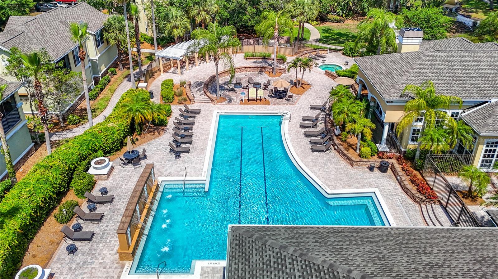 COURTNEY PALMS CONDO - Residential Lease