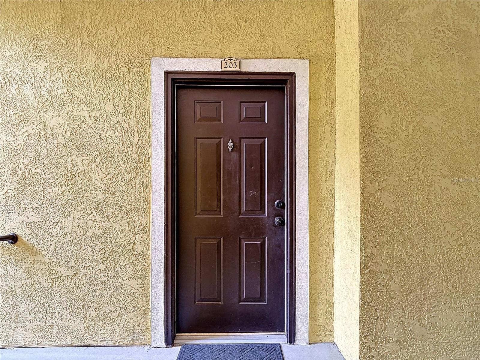 COURTNEY PALMS CONDO - Residential Lease