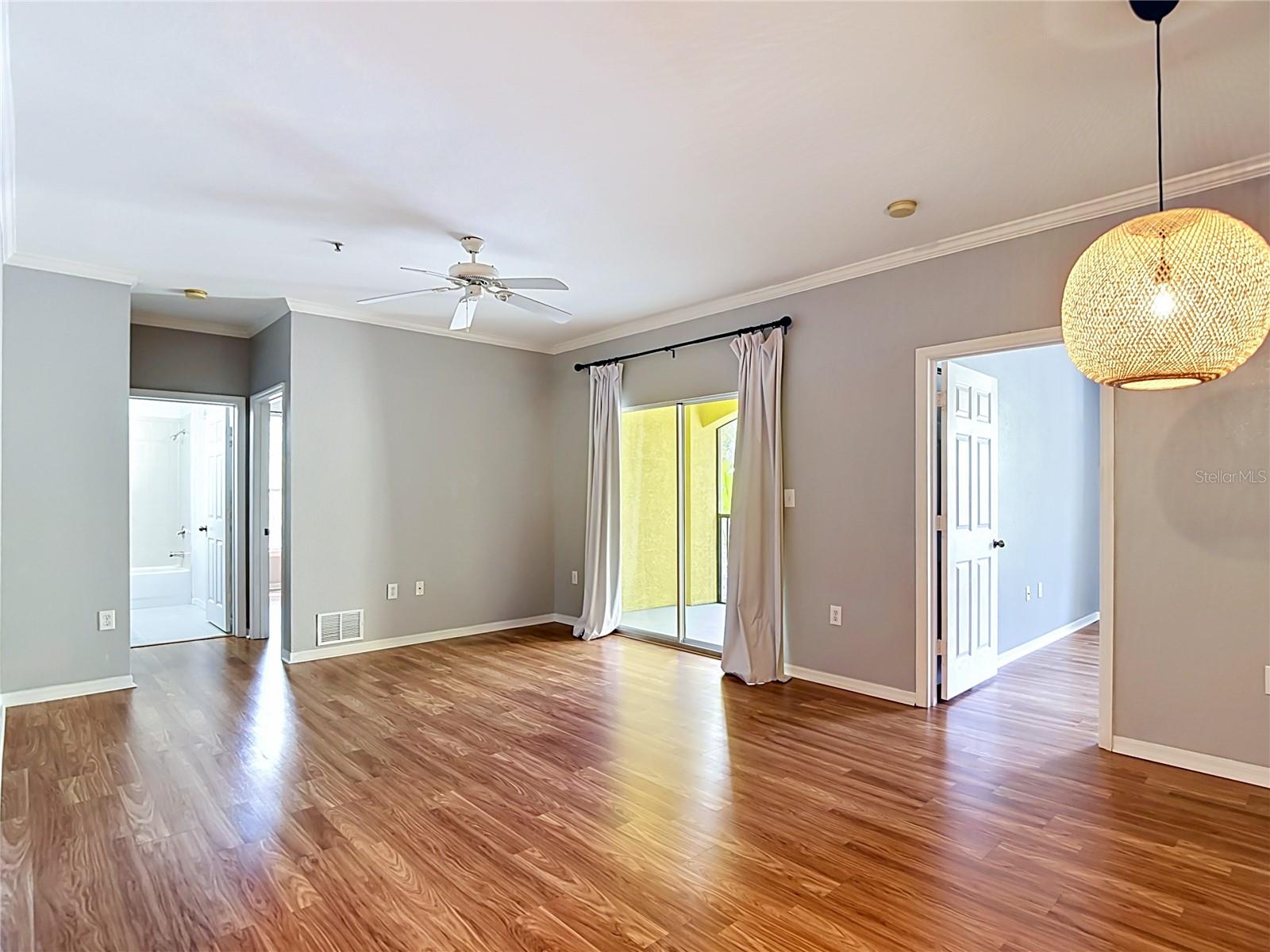 COURTNEY PALMS CONDO - Residential Lease