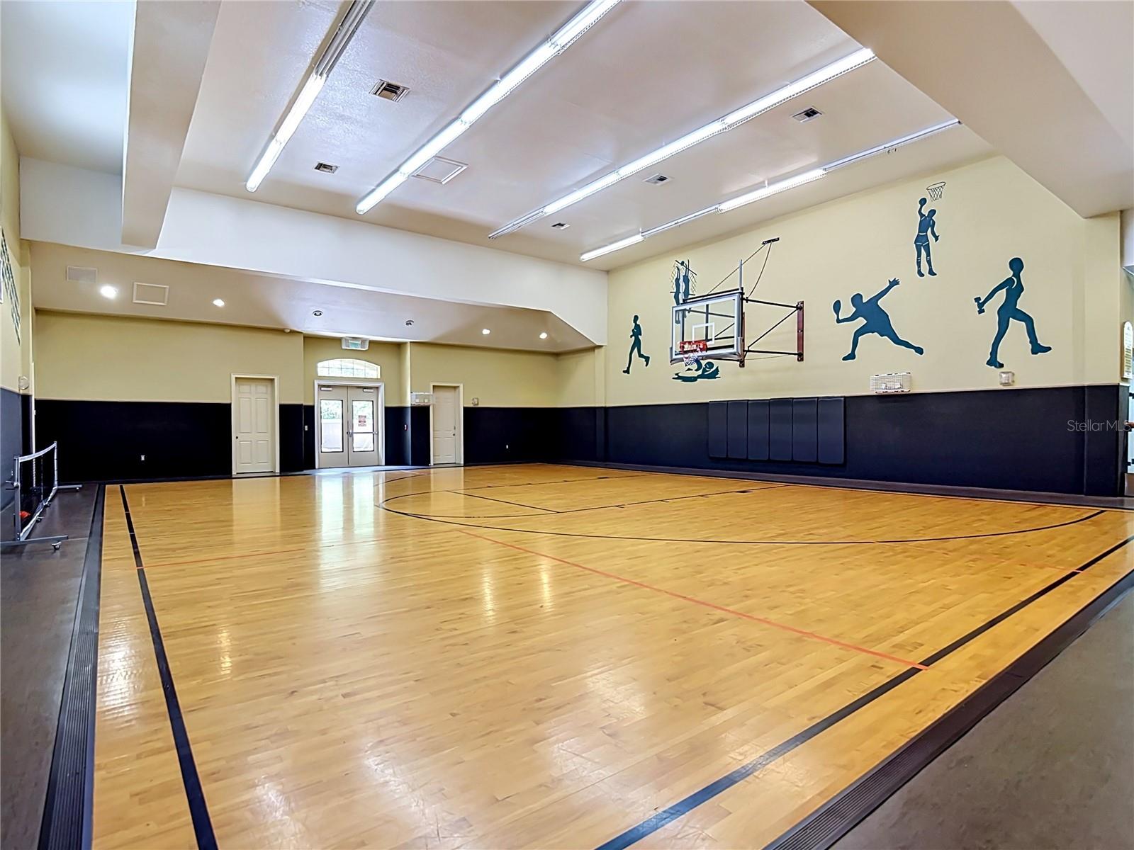 COURTNEY PALMS CONDO - Residential Lease