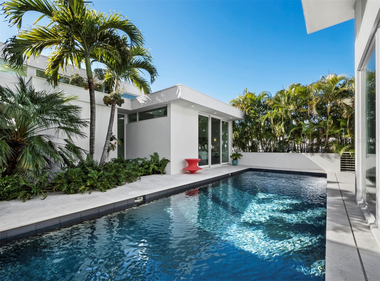 LIDO SHORES - Residential