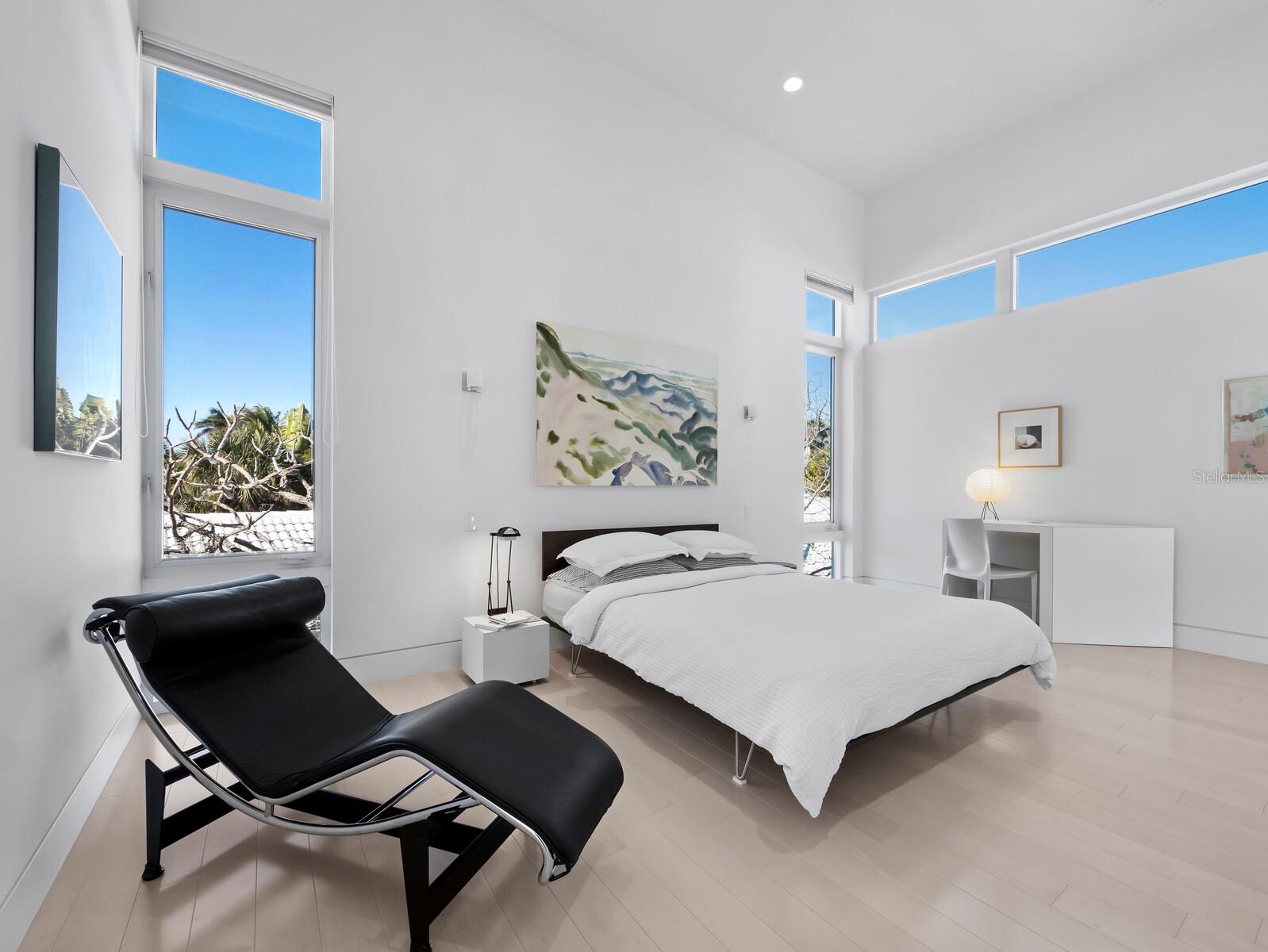 LIDO SHORES - Residential