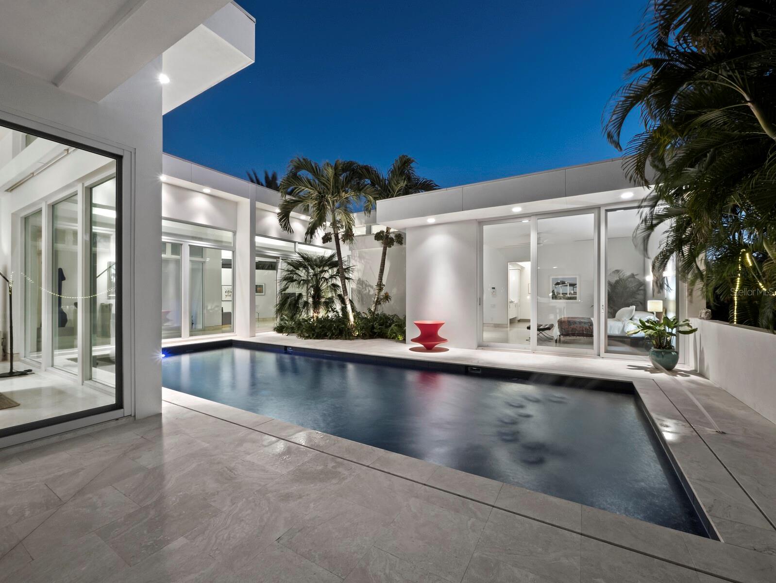 LIDO SHORES - Residential