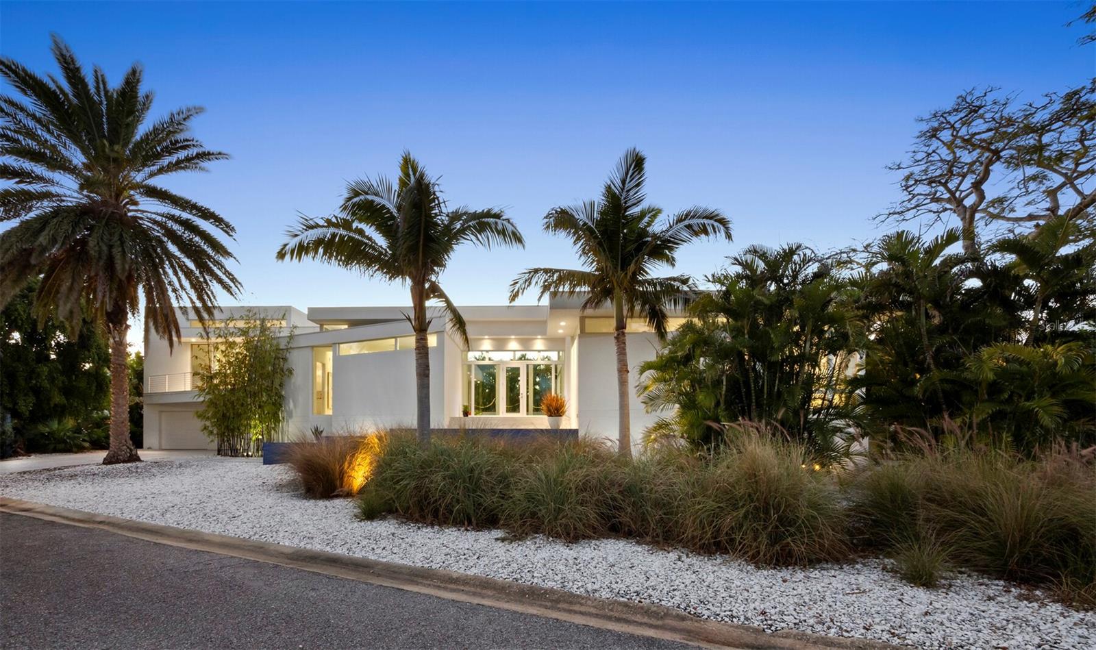 LIDO SHORES - Residential