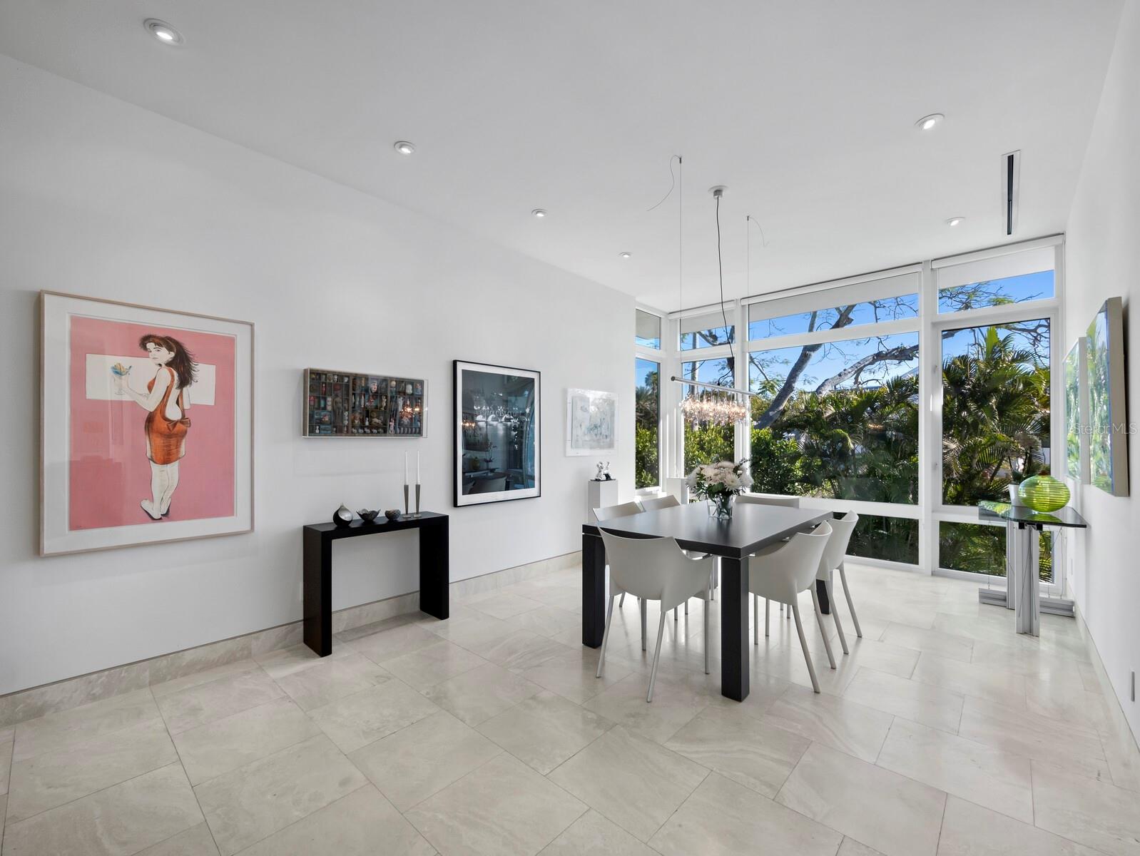 LIDO SHORES - Residential