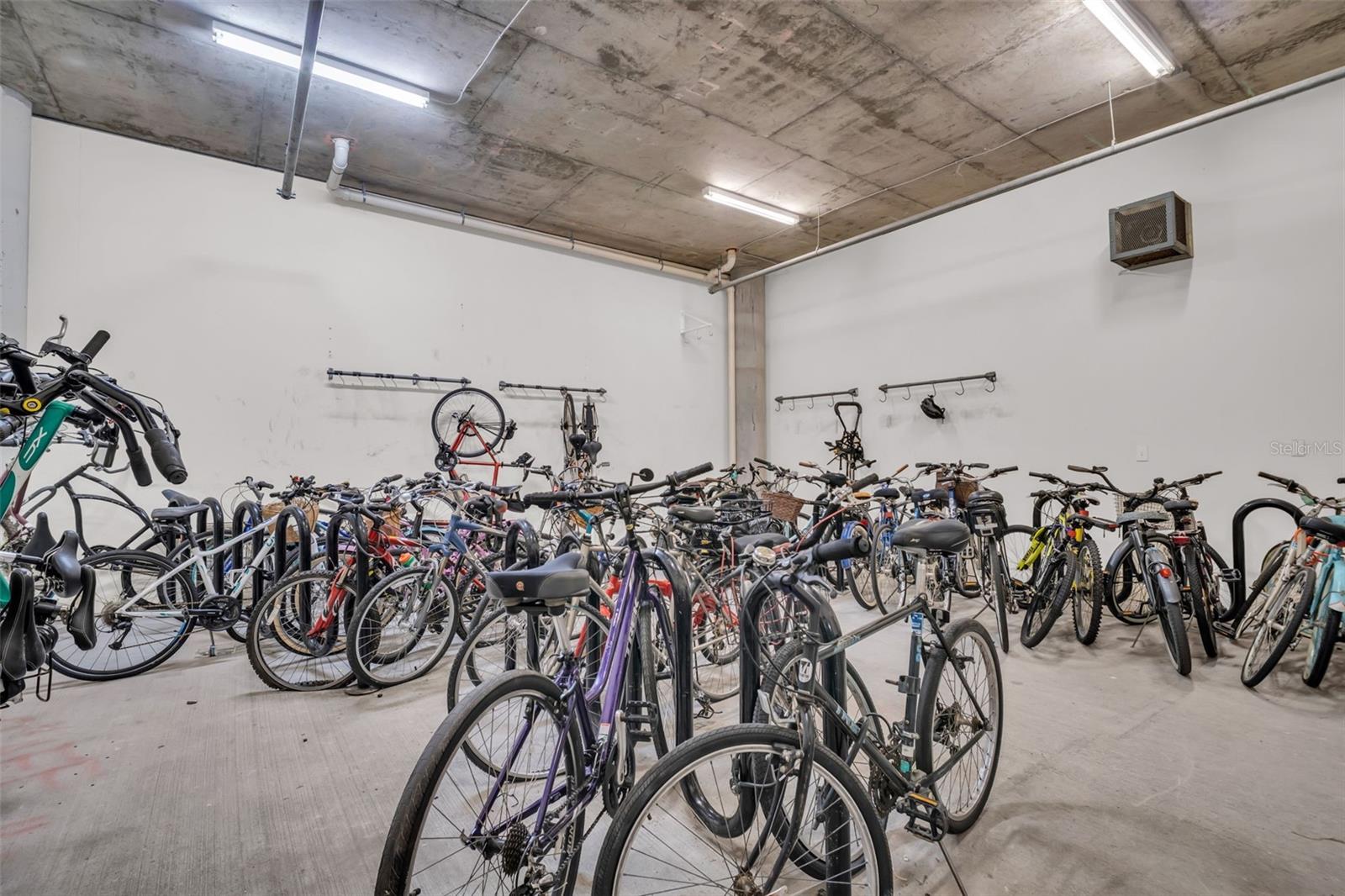 MADISON AT ST PETE II - Residential Lease