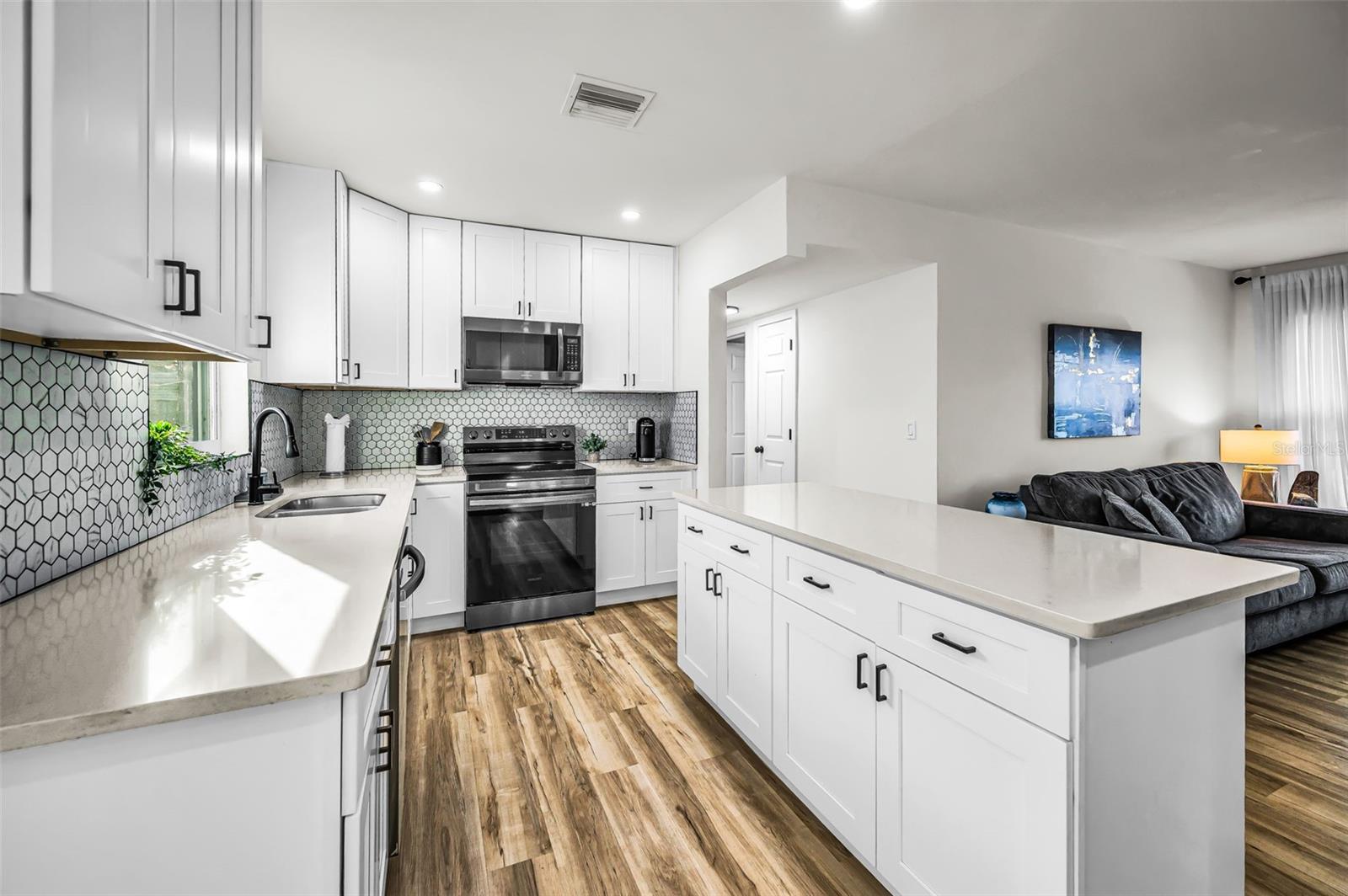 SHERWOOD FOREST SUB - Residential