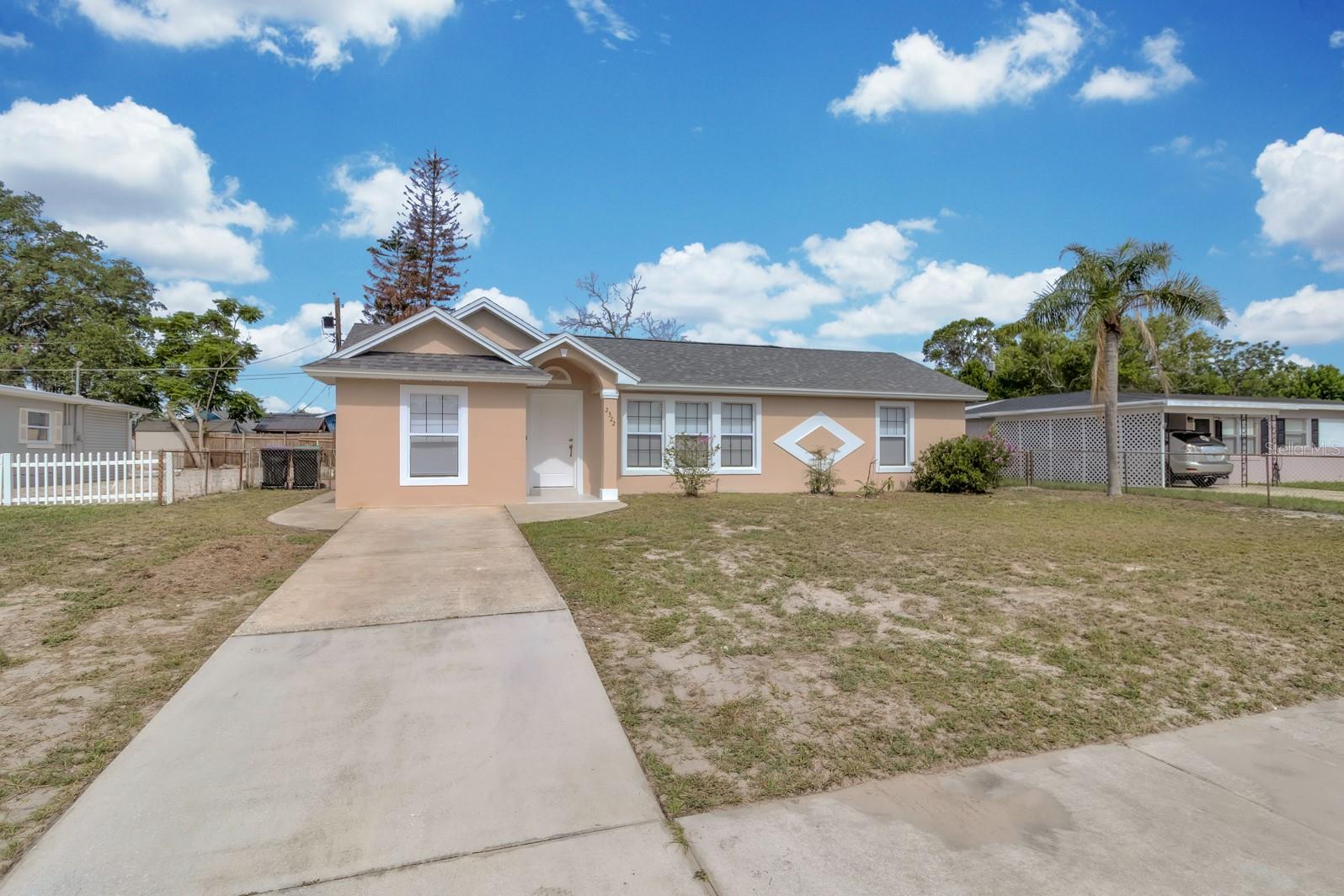 ROYAL ESTATES - Residential