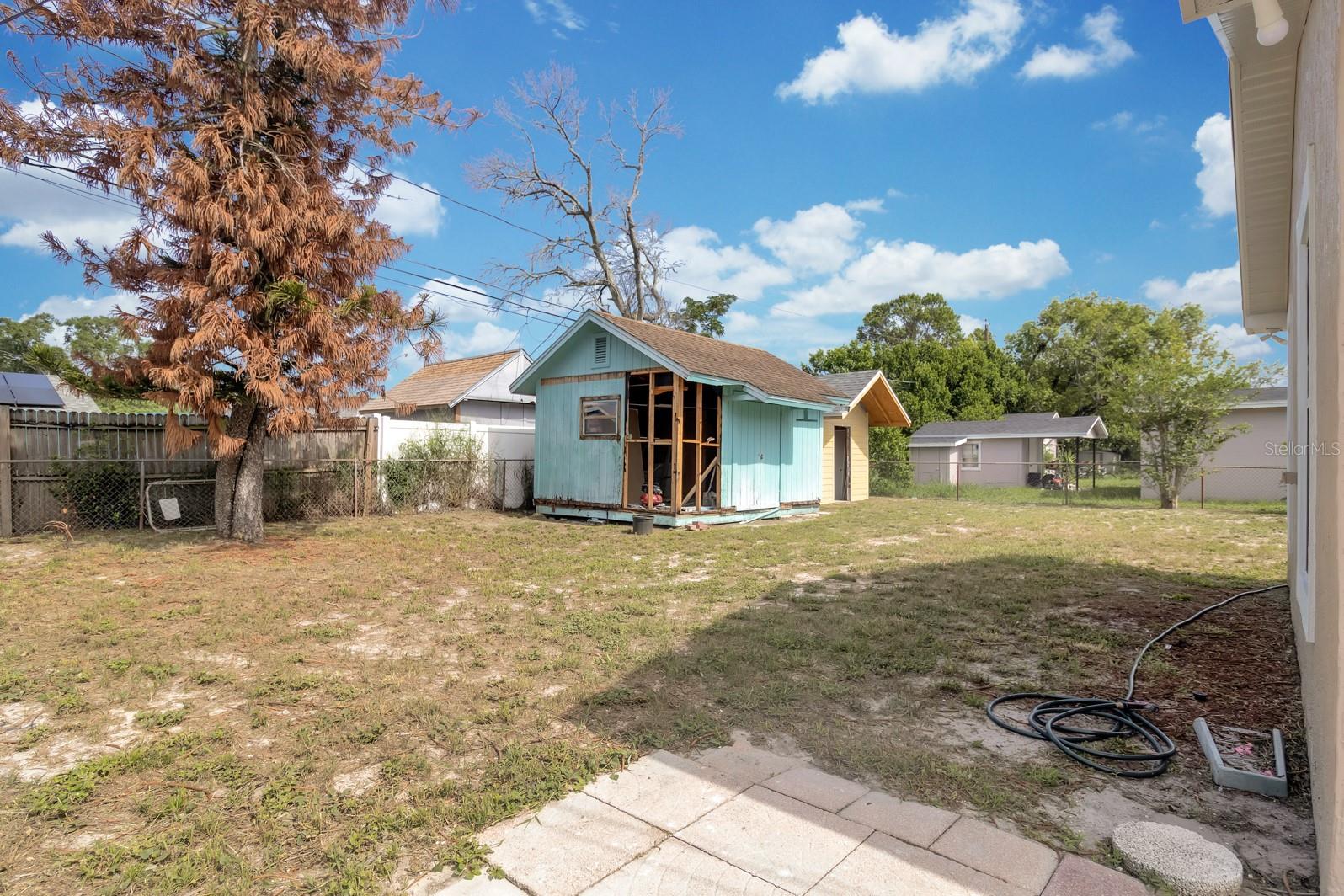 ROYAL ESTATES - Residential