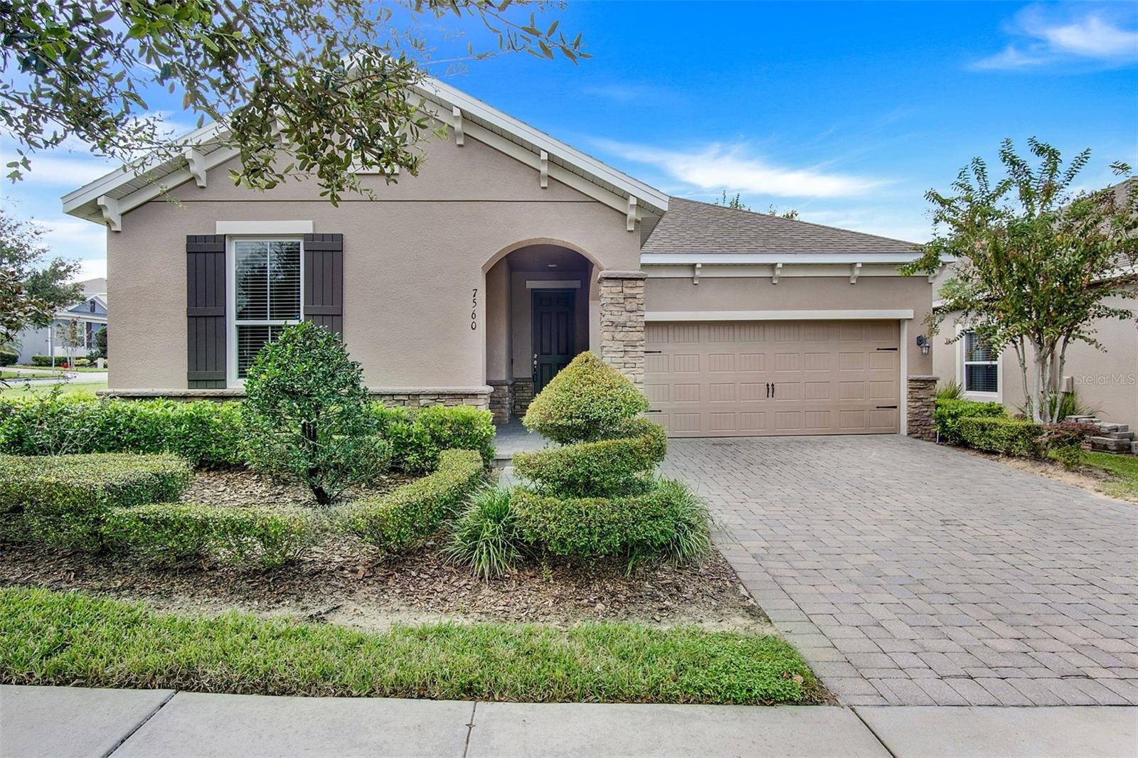 Beautiful home located in the lake front subdivision of OVERLOOK AT HAMLIN which is one of Horizon West most premier communities.  This Single-Story Taylor Morrison Allendale model includes a spacious open floor plan that includes numerous upgraded features throughout the home including upgraded floor tiles, custom cabinetry and tray ceilings.  The home features a split floor plan with an oversized master bedroom, master bathroom with dual sinks.  The upgraded kitchen is designed to entertain and features gas stove, stainless steel appliances, butler pantry with wine fridge, walk-in pantry, granite countertops, 42-inch cabinets and a centered island with farmhouse sink.  Situated on large fully fenced corner lot with almost 8,600 sf, an extended lanai and mature landscaping. OVERLOOK AT HAMLIN includes many amenities including a resort-style clubhouse, pool, splash pad, fitness center, playground, waterfront
amphitheater and a private RESIDENTS-ONLY boat ramp and dock on beautiful 475-acre Lake Hancock.  OVERLOOK AT HAMLIN is conveniently located near Disney, the Orange County National Golf Center, the new Orlando Health Hospital and the 429.  Just a short walk or golf cart ride to the Horizon Town Center which includes Publix, Cinepolis – Hamlin’s dine in theater, new restaurants, shops and more.