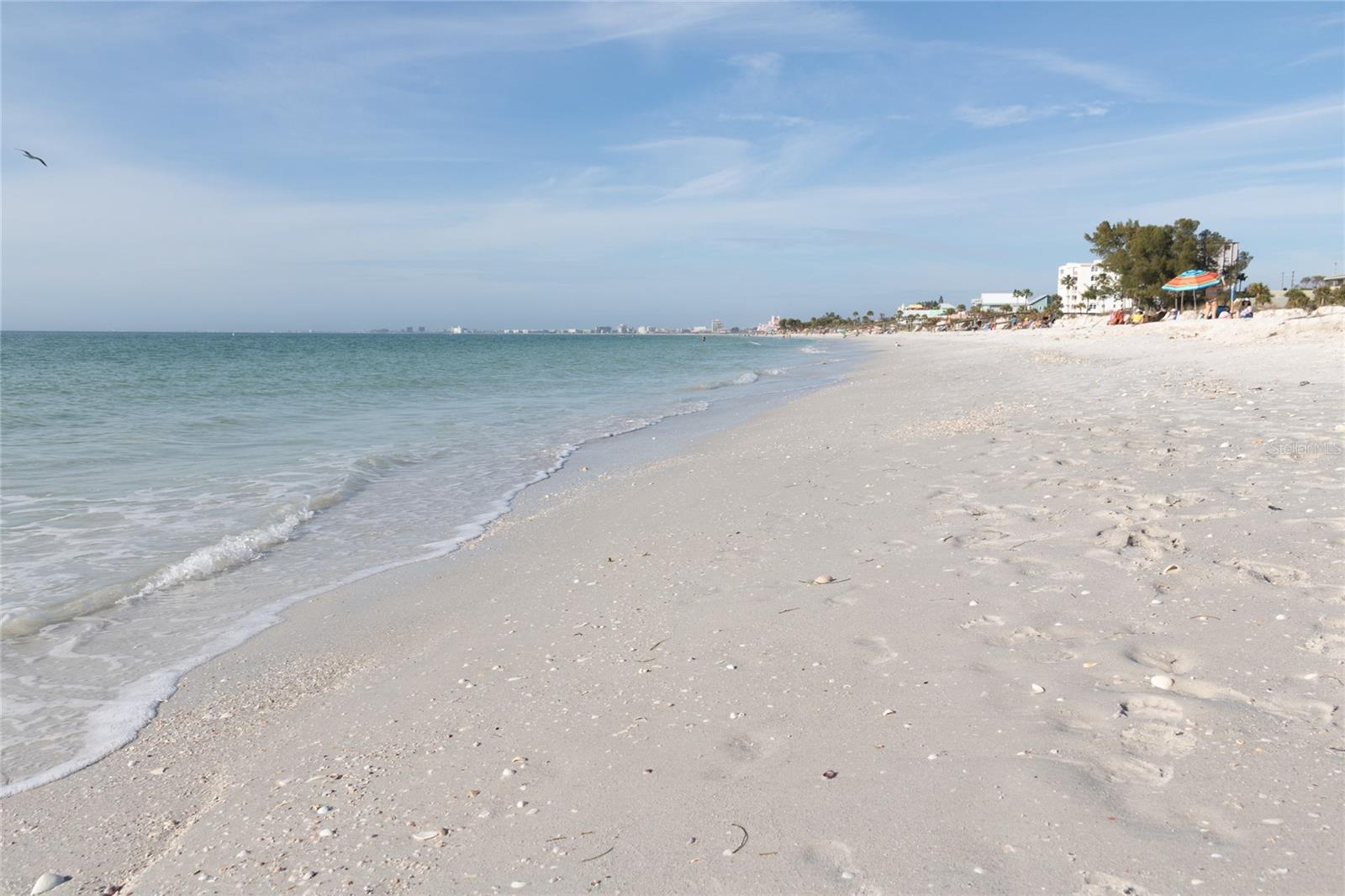 MOREY BEACH - Land