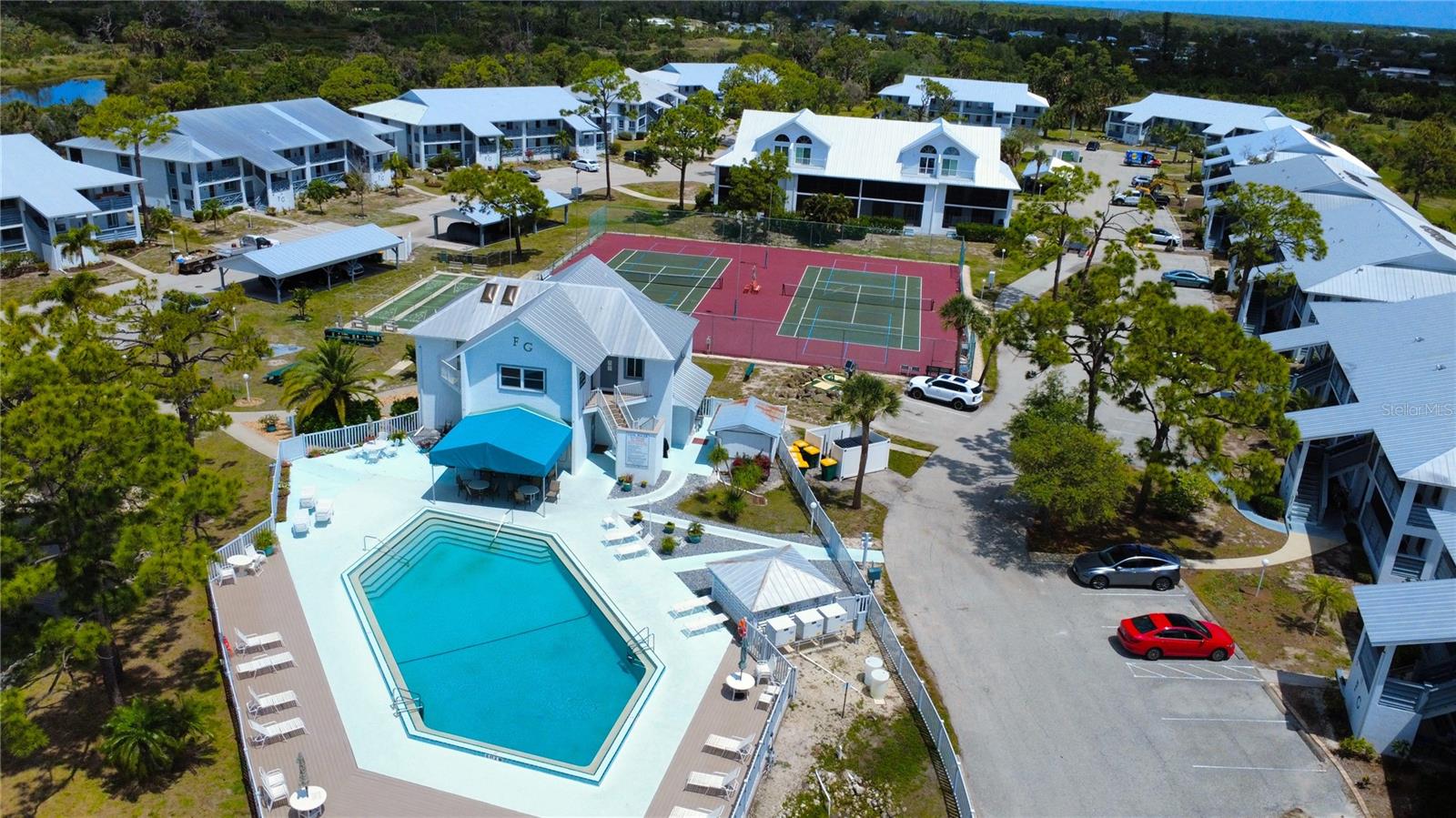 FIDDLERS GREEN 02 PH 02 BLDG - Residential