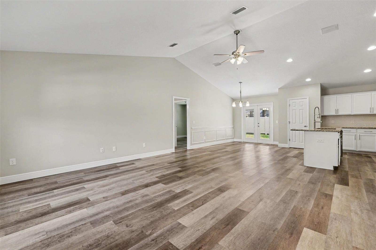 OAK RIDGE ESTATE - Residential