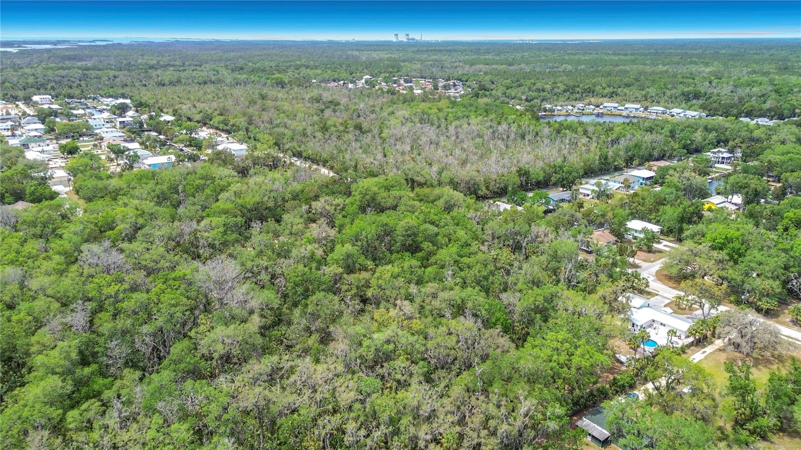 WOODLAND ESTATES UNIT 02 - Land