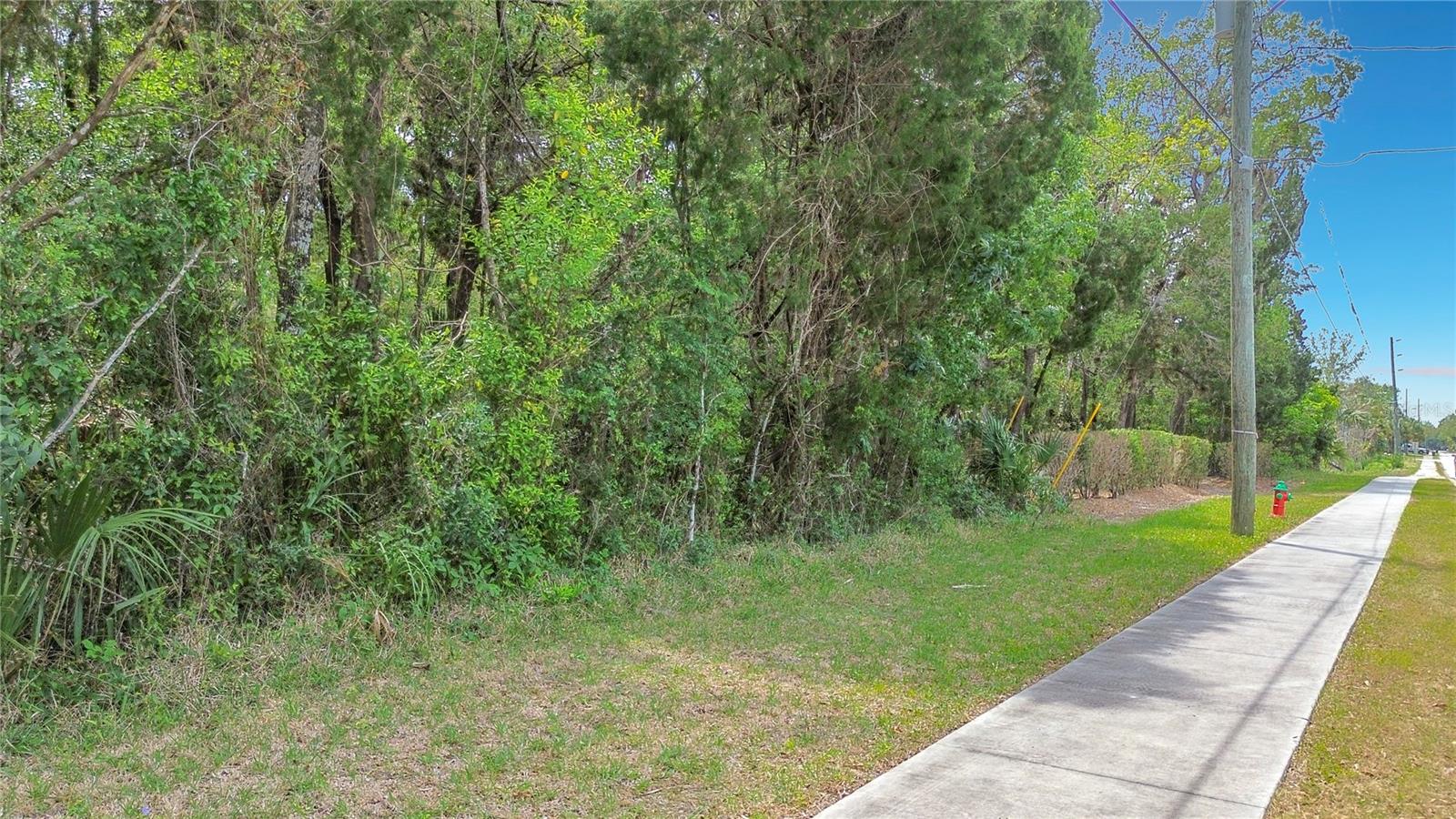 WOODLAND ESTATES UNIT 02 - Land