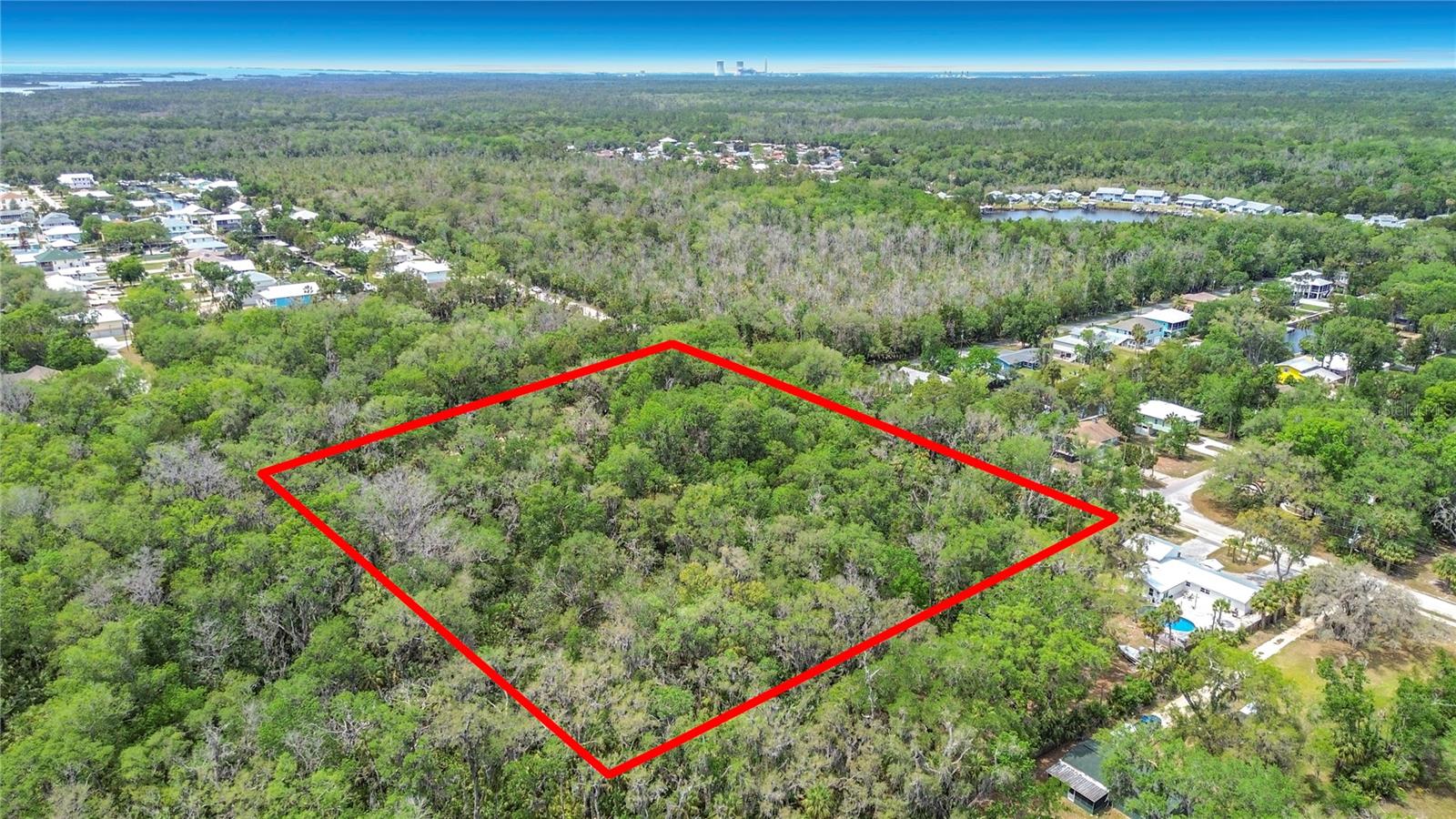 WOODLAND ESTATES UNIT 02 - Land
