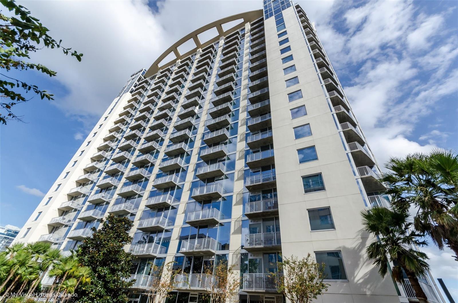 SOLAIRE/PLAZA CONDO - Residential