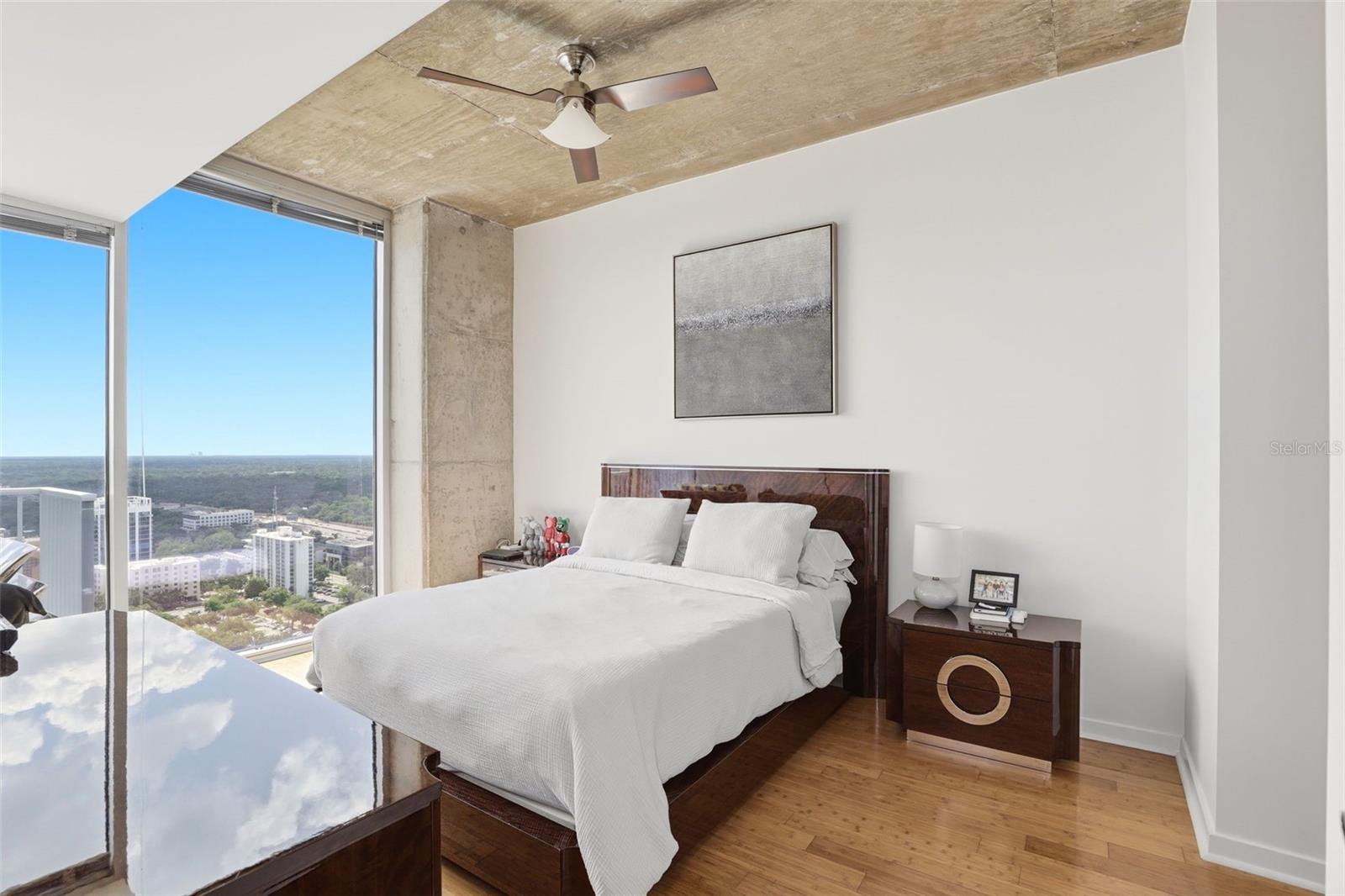 SOLAIRE/PLAZA CONDO - Residential