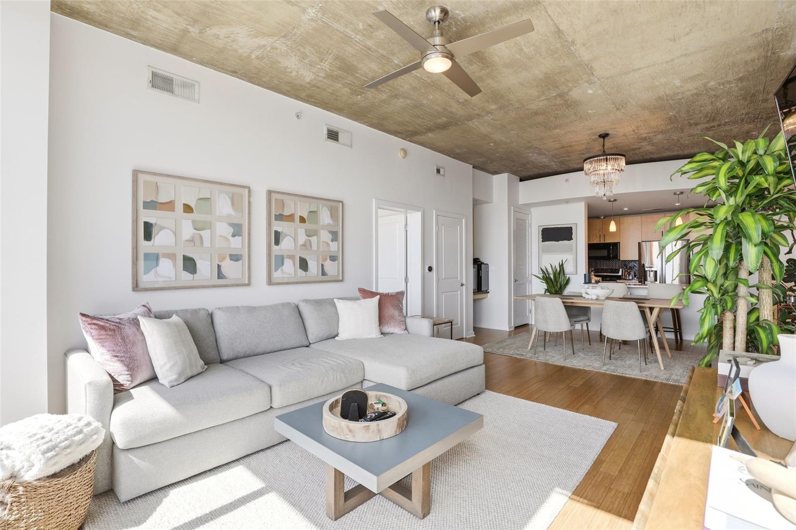 SOLAIRE/PLAZA CONDO - Residential