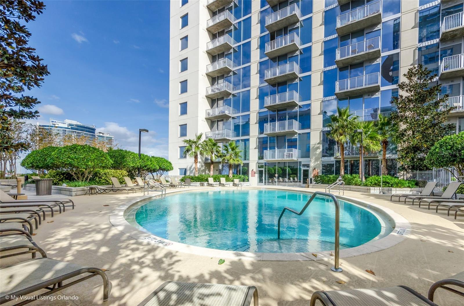SOLAIRE/PLAZA CONDO - Residential