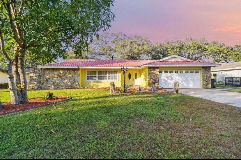 BRANDON COUNTRY ESTATES UNIT N - Residential