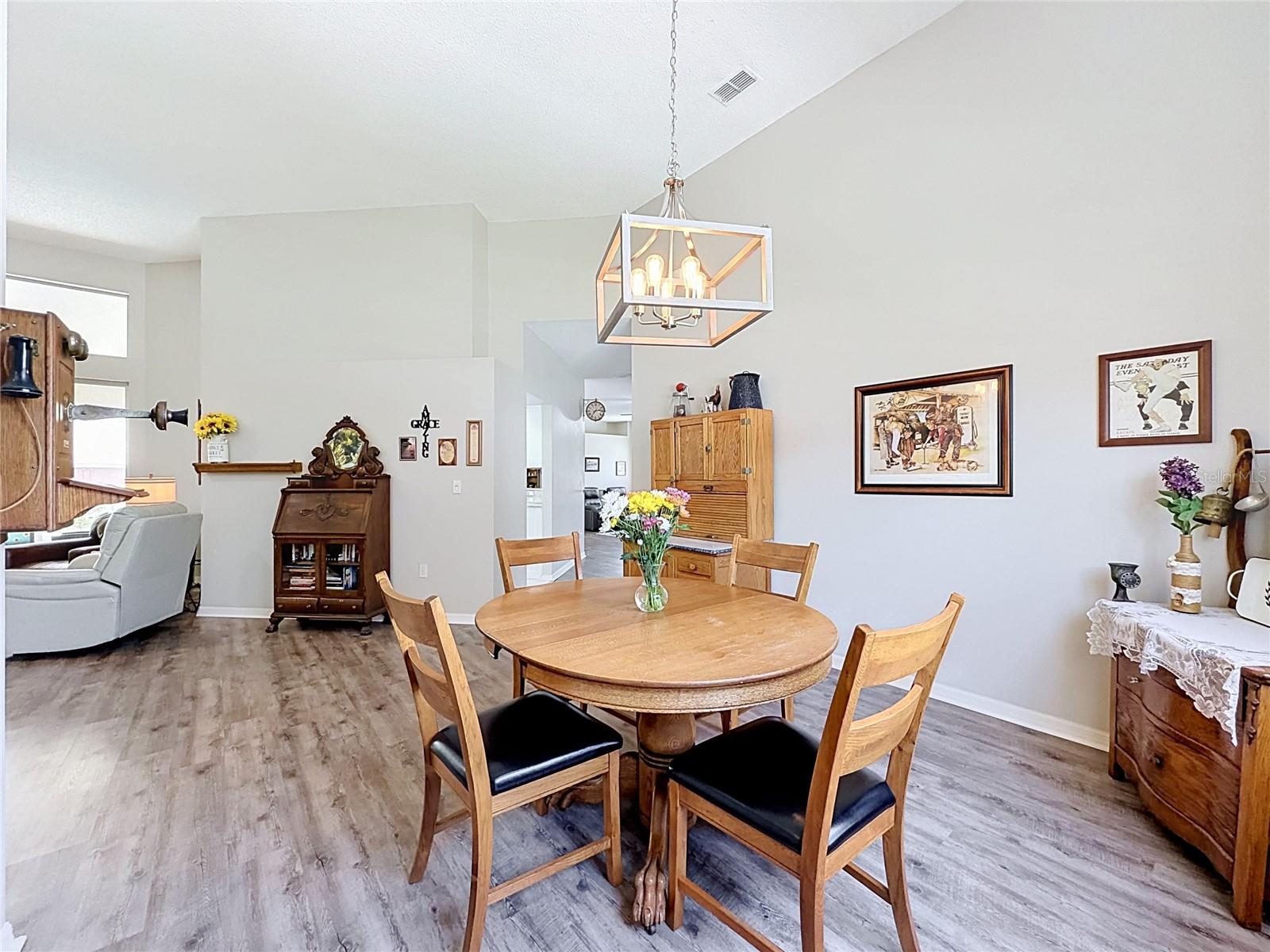 SOUTHERN OAKS - Residential